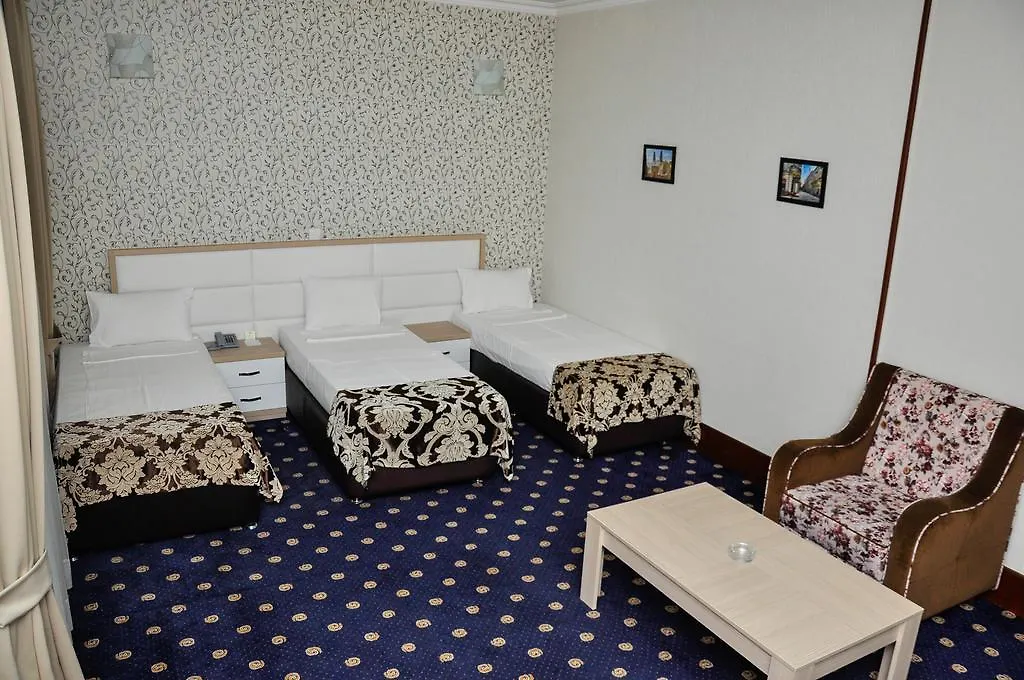 Baku Inn Hotel 4*,